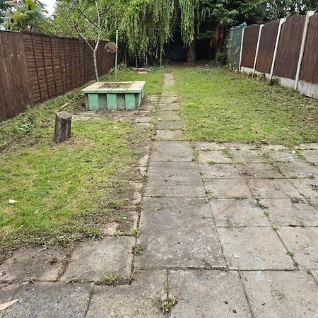As Peaceful Home Bescot Exterior foto